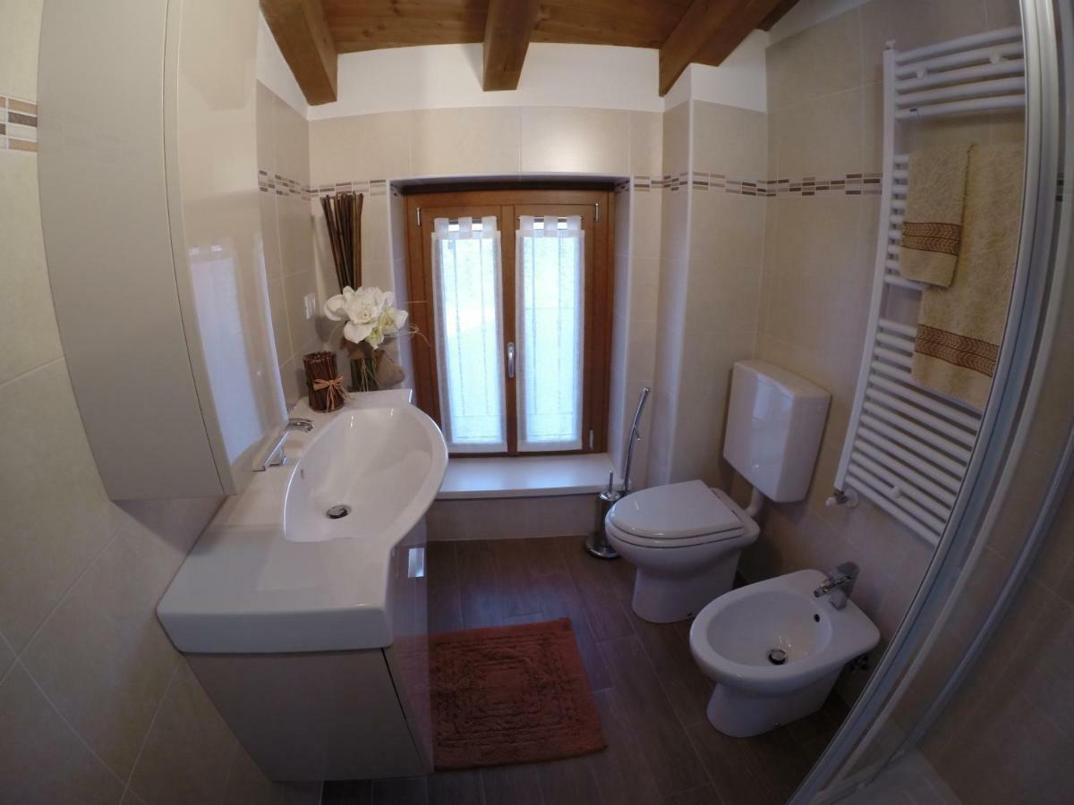 Casa Vacanze La Stele Castelmonte Екстериор снимка