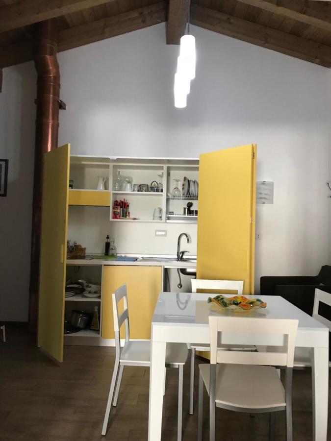 Casa Vacanze La Stele Castelmonte Екстериор снимка